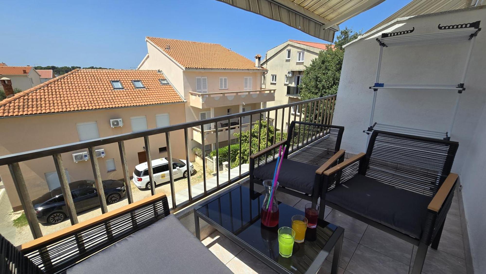 Enigma - In Center Apartment Novalja